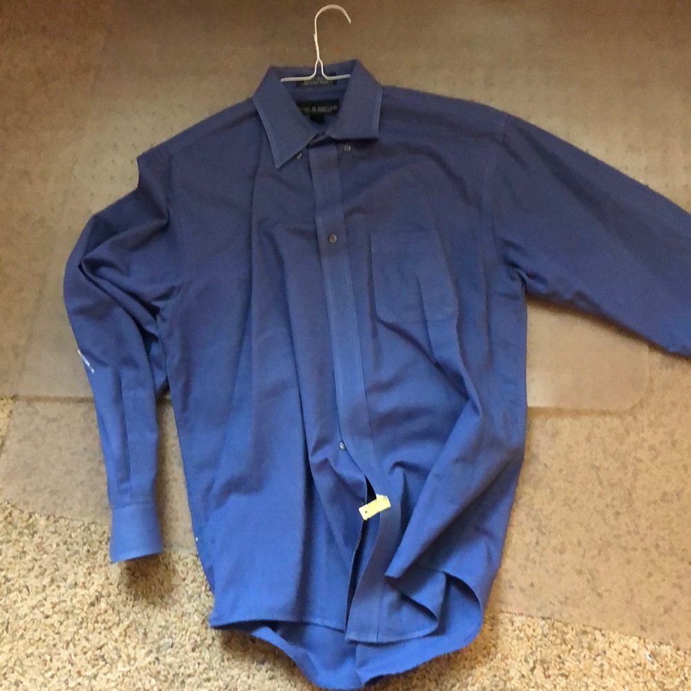 Men’s dress shirt “wrinkle resistant”